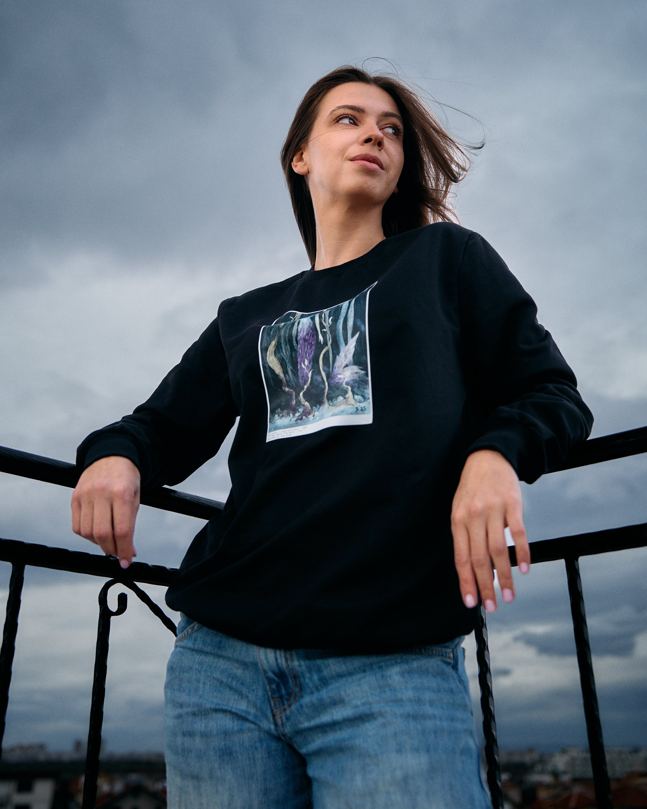 sketches.of.the.wind Crew Neck Sweatshirt